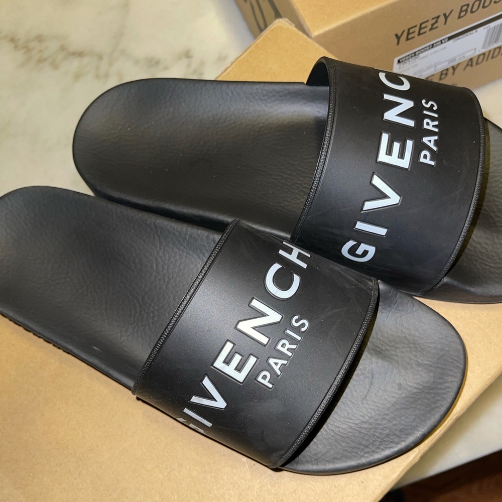 Givenchy slides. Size 9
